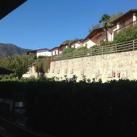 Vista Lago Altogarda Via San Marco 17 Apartment
